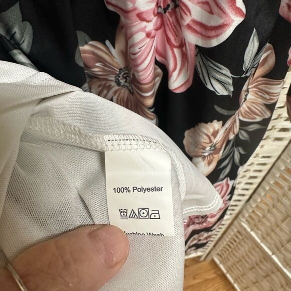 SHEIN LUNE Off Shoulder Frill Trim Shirred Black Floral Dress size small women’s - Picture 6 of 9